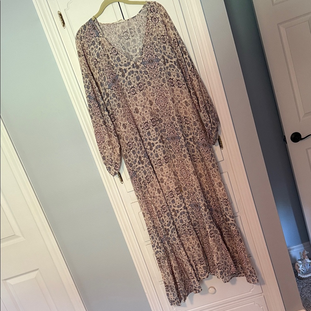 Roller Rabbit Blue and Cream Long Sleeve Dress